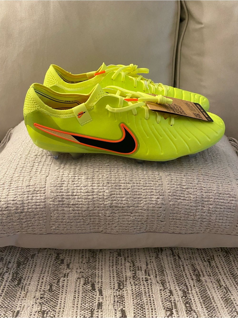 New Men's Nike Tiempo Legend 10 Elite FG Volt Black Cleats Sz 12
